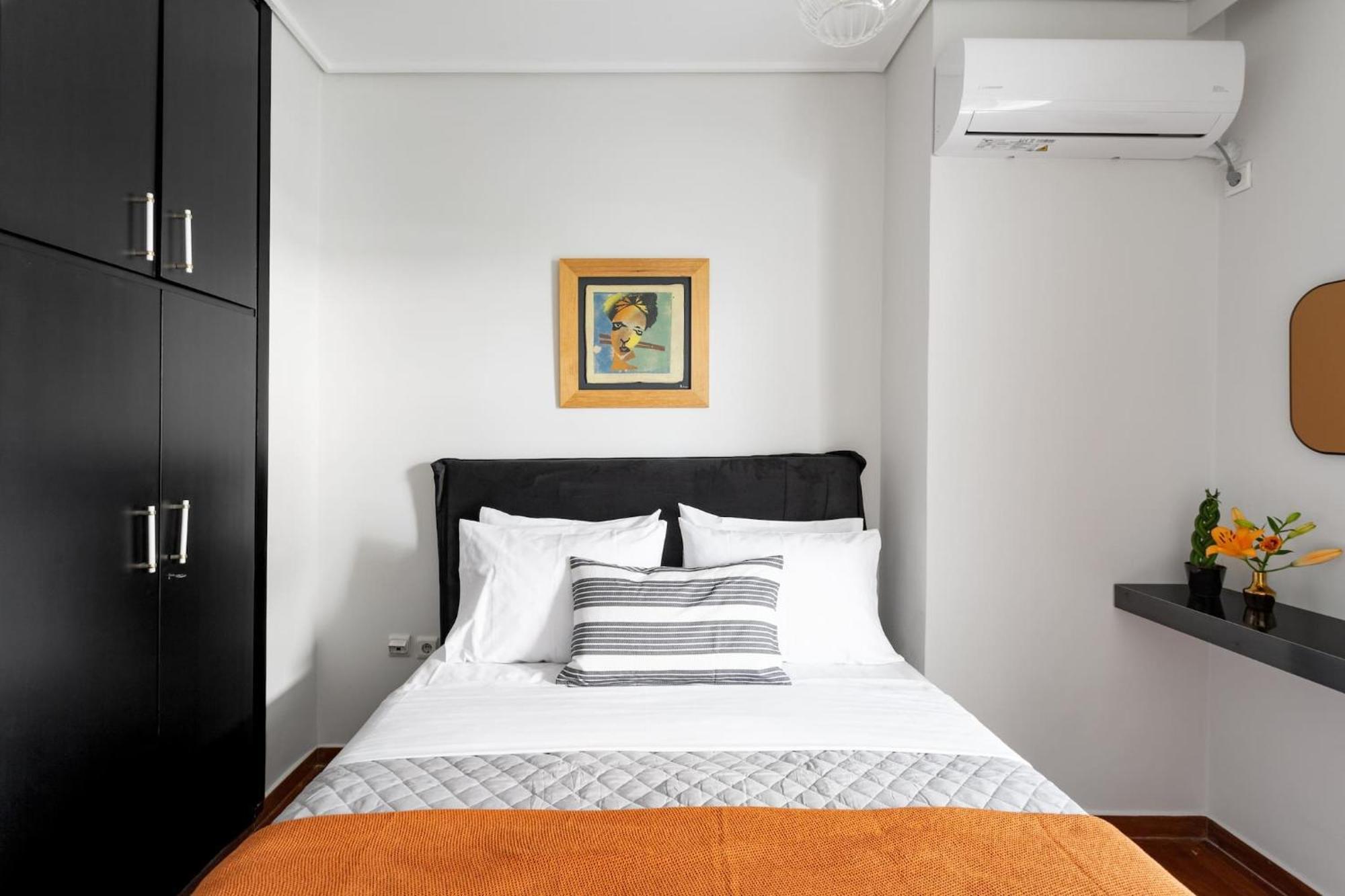Fresh Detailed Stylish Apartment At Acropolis Athens Exterior photo