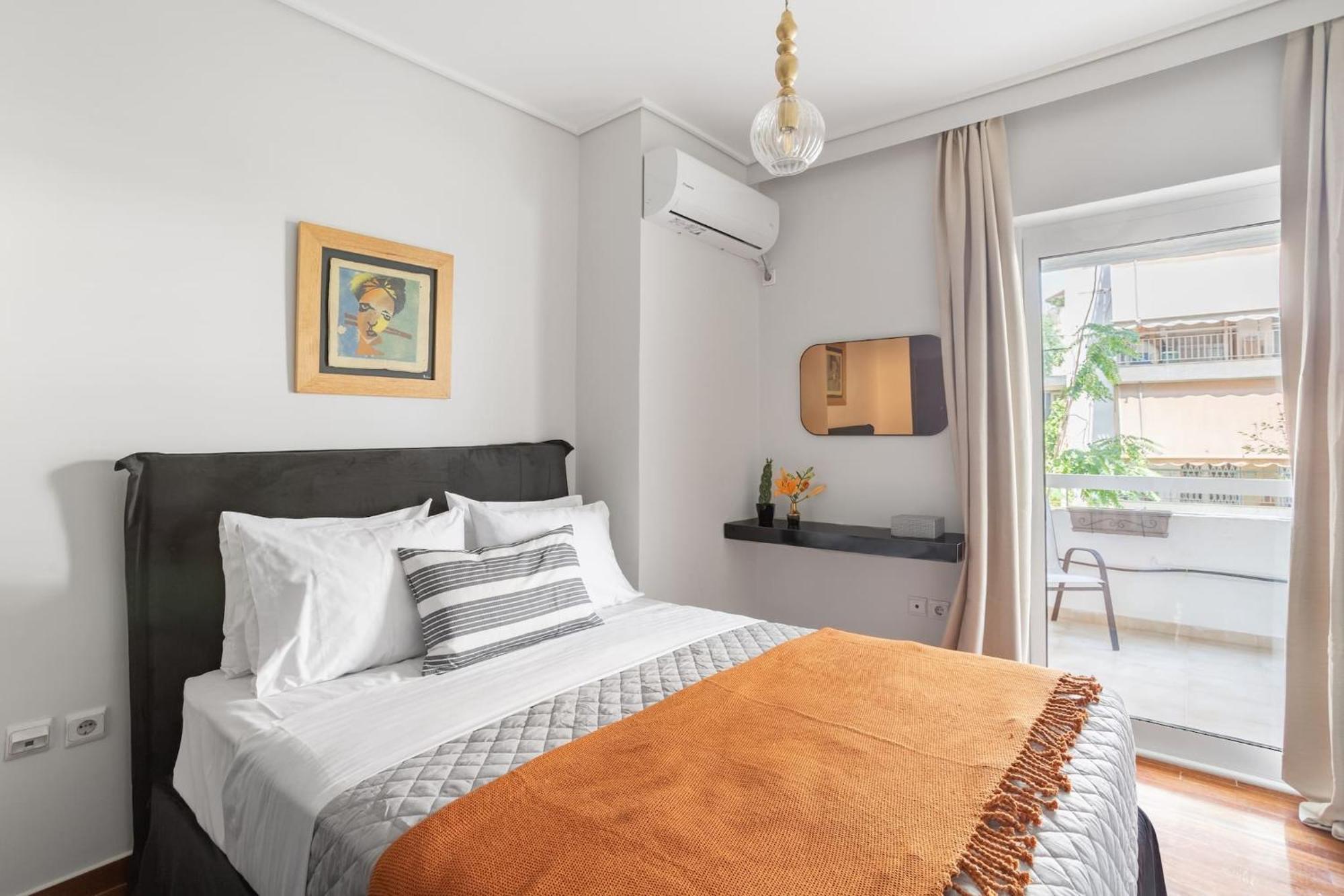 Fresh Detailed Stylish Apartment At Acropolis Athens Exterior photo